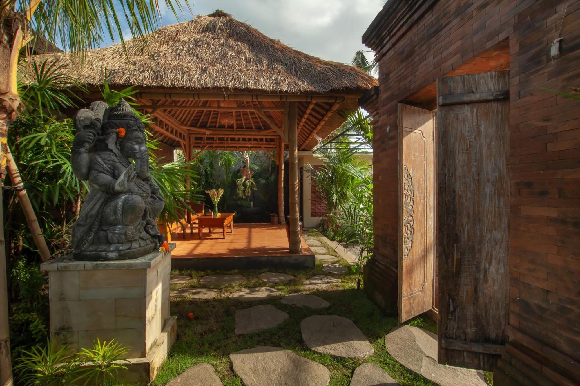 D'Kamala By Prasi Hotel อูบุด ภายนอก รูปภาพ